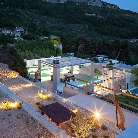 Ctma212 Holiday House With Private Pool Vila Makarská